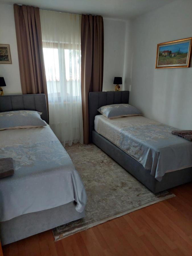 Apartment Oaza Relax โคเปร์ ภายนอก รูปภาพ